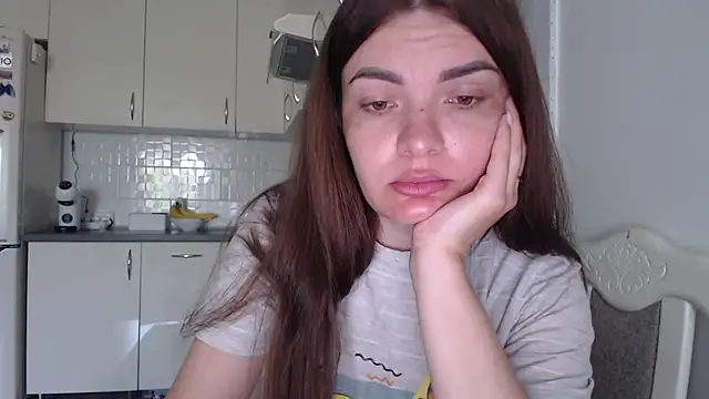 Snapshot of _JustmeHere_ chatting on 06-19-26, 07:12 JustmeHere online show from 06-19-26, 07:12