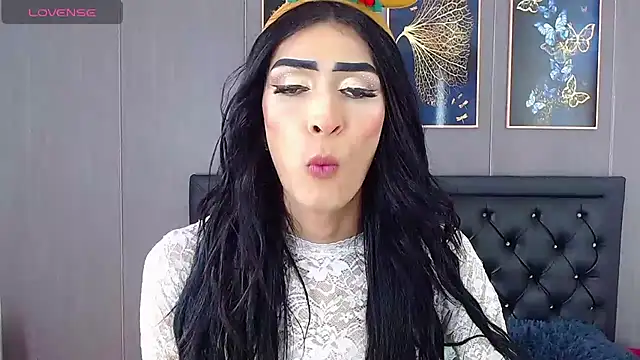 Snapshot of Evelynn_sex_ chatting on 12-24-24, 05:02 Evelynn sex online show from 12-24-24, 05:02