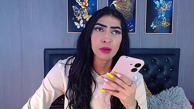 Snapshot of Evelynn_sex_ chatting on 12-27-24, 01:18 Evelynn sex online show from 12-27-24, 01:18