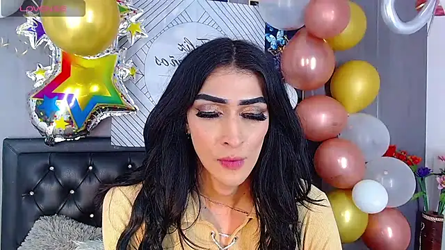 Snapshot of Evelynn_sex_ chatting on 01-09-25, 01:24 Evelynn sex online show from 01-09-25, 01:24