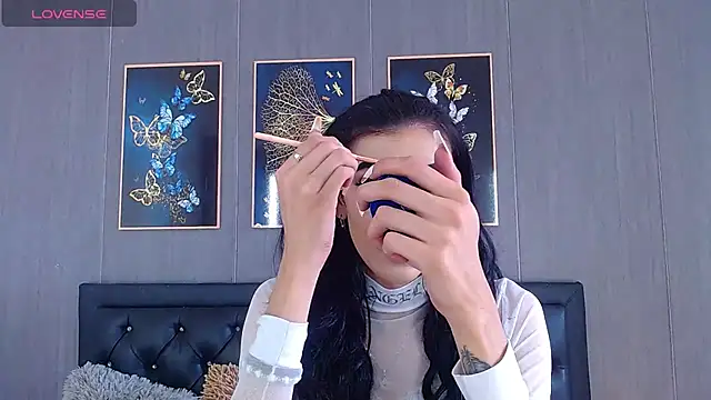 Snapshot of Evelynn_sex_ chatting on 01-12-25, 01:58 Evelynn sex online show from 01-12-25, 01:58