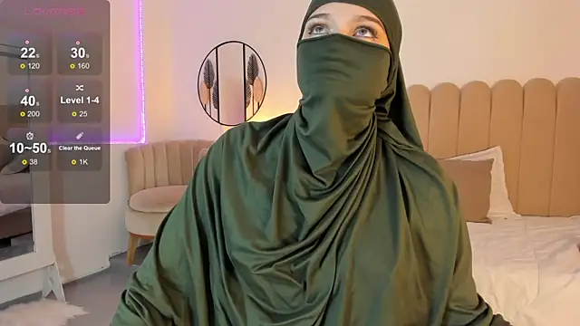 anna-henao online show from 01-17-25, 05:08