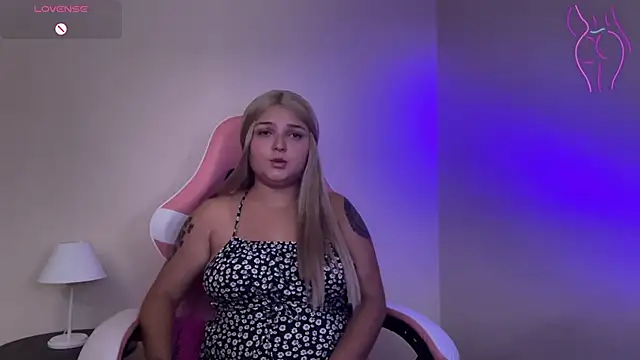 SweetPaige  online show from 02-28-25, 08:28