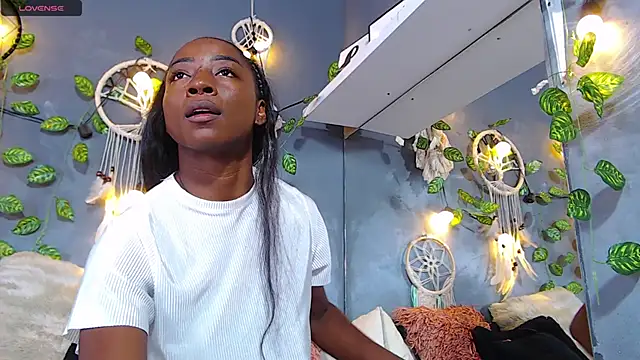 ItsVenuss online show from 03-08-25, 06:16