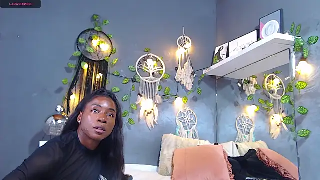 ItsVenuss online show from 03-19-25, 09:37