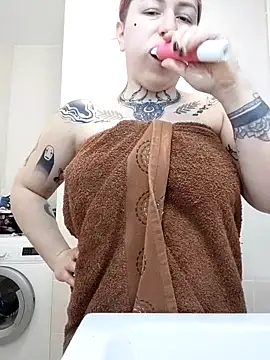 divine eve online show from 09-14-25, 09:08