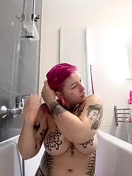 divine eve online show from 10-06-25, 04:43