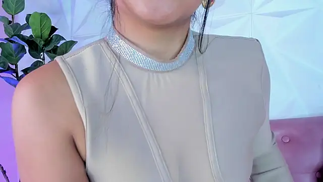 Snapshot of LinnaGardenia chatting on 01-28-25, 01:49 LinnaGardenia online show from 01-28-25, 01:49