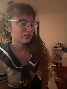 Snapshot of _foxygirl_ chatting on 01-30-25, 06:10 foxygirl online show from 01-30-25, 06:10