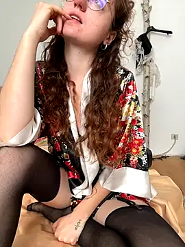  foxygirl  online show from 10-15-25, 08:58