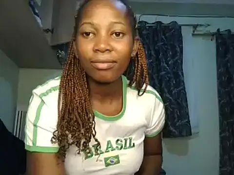 Petitiebooty online show from 01-26-25, 10:02