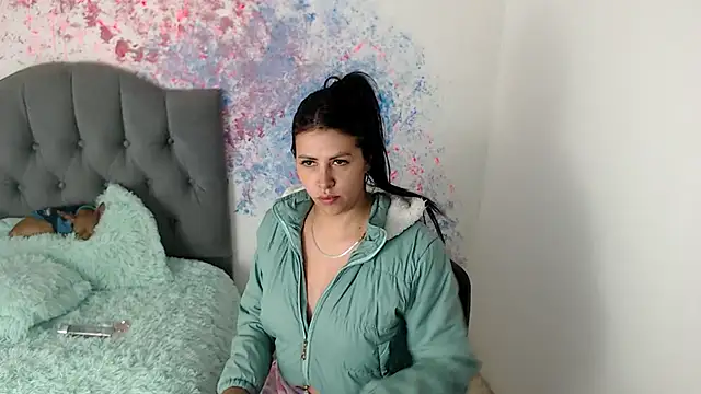 Snapshot of Alanna_atm_ chatting on 12-13-24, 10:13 Alanna atm online show from 12-13-24, 10:13