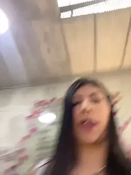 Snapshot of Alanna_atm_ chatting on 02-13-25, 01:15 Alanna atm online show from 02-13-25, 01:15