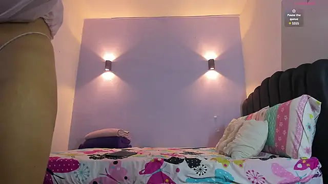 Snapshot of Sofia_Clauss_ chatting on 01-15-25, 04:25 Sofia Clauss online show from 01-15-25, 04:25