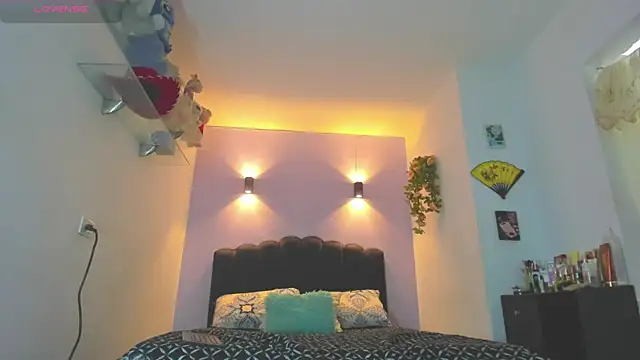 Snapshot of Sofia_Clauss_ chatting on 06-30-26, 05:14 Sofia Clauss online show from 06-30-26, 05:14