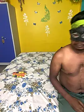 Snapshot of OrgsmMust chatting on 10-18-25, 06:30 OrgsmMust online show from 10-18-25, 06:30