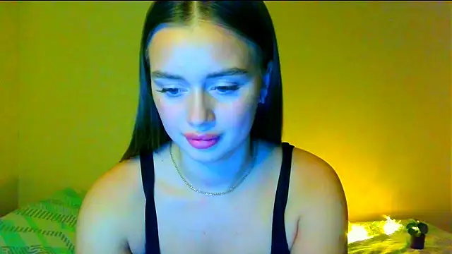 Snapshot of heart_eternity_dilara chatting on 12-22-25, 01:19 heart eternity dilara online show from 12-22-25, 01:19