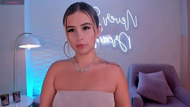 AnnaBrooks1 online show from 01-28-25, 07:42