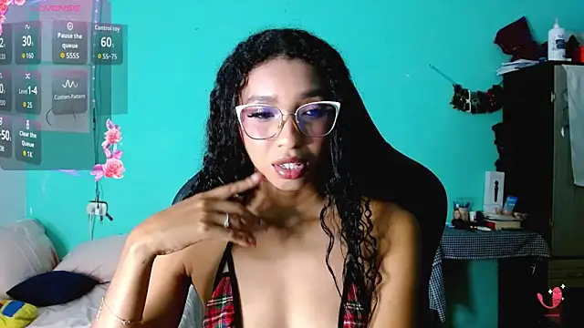 Snapshot of sensitive_brunette chatting on 06-07-26, 12:15 sensitive brunette online show from 06-07-26, 12:15