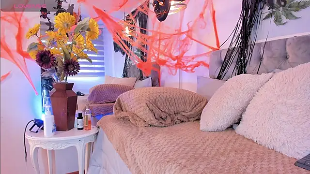 Tom cooper  online show from 10-19-25, 12:39