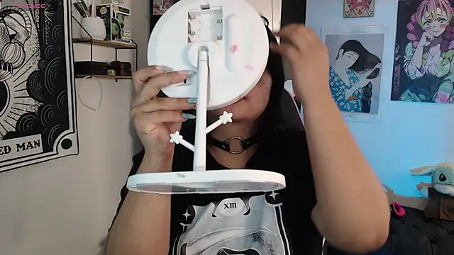 Snapshot of mollyshake1 chatting on 03-05-25, 08:21 mollyshake1 online show from 03-05-25, 08:21