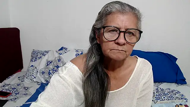 Snapshot of candy_mature_ chatting on 06-21-26, 11:13 candy mature online show from 06-21-26, 11:13