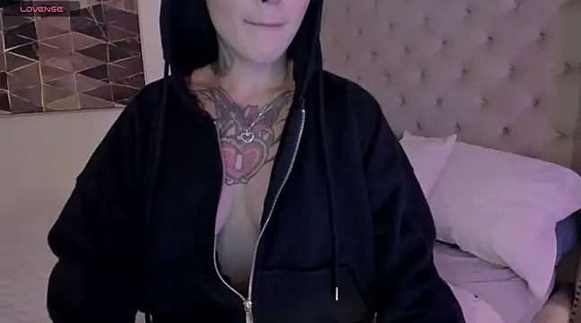 vangie  online show from 01-18-25, 01:30