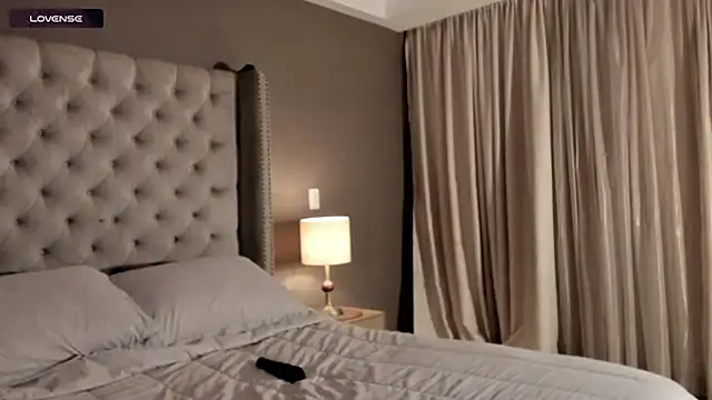 vangie  online show from 10-14-25, 11:49