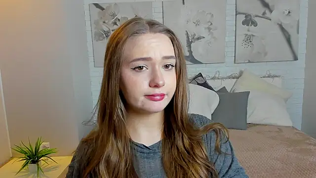 Snapshot of Grand_Vita chatting on 01-26-25, 12:22 Grand Vita online show from 01-26-25, 12:22