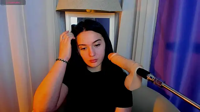 Snapshot of Grand_Vita chatting on 03-19-25, 12:01 Grand Vita online show from 03-19-25, 12:01