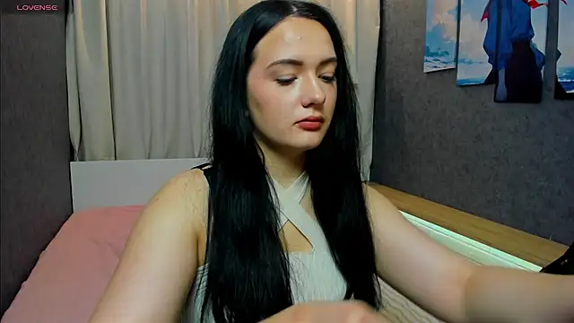 Snapshot of Grand_Vita chatting on 09-17-25, 10:28 Grand Vita online show from 09-17-25, 10:28