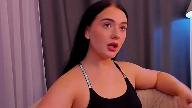 Snapshot of Grand_Vita chatting on 10-06-25, 03:42 Grand Vita online show from 10-06-25, 03:42