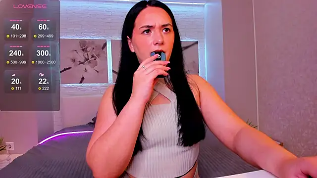 Snapshot of Grand_Vita chatting on 10-11-25, 11:09 Grand Vita online show from 10-11-25, 11:09