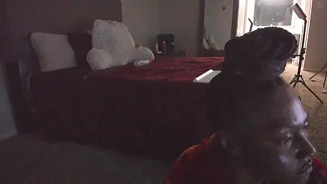 yiauana online show from 02-03-26, 01:05