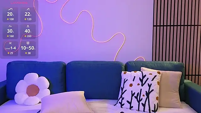 Ester Hill online show from 02-21-25, 12:38