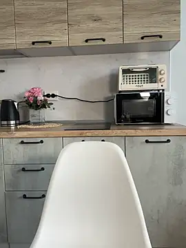 Snapshot of Little_Forest_ELF chatting on 03-13-25, 09:32 Little Forest ELF online show from 03-13-25, 09:32