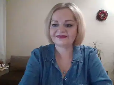 Snapshot of SofiyaPetrova chatting on 01-13-25, 04:51 SofiyaPetrova online show from 01-13-25, 04:51