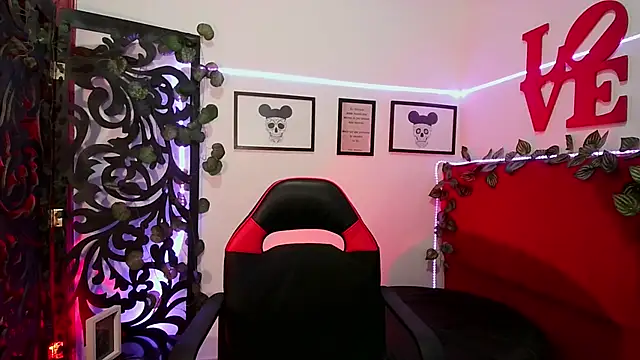 moon sunflower online show from 02-04-25, 08:02