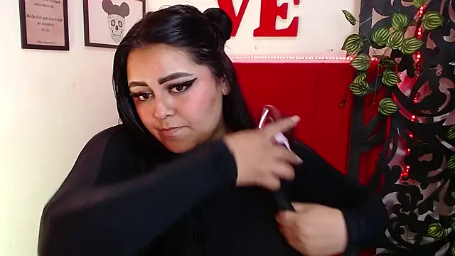 moon sunflower online show from 03-22-25, 08:40