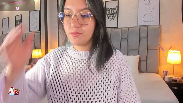 Snapshot of sweet--emily chatting on 12-15-24, 04:07 sweet--emily online show from 12-15-24, 04:07