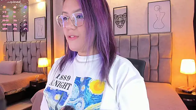 Snapshot of sweet--emily chatting on 01-23-25, 05:13 sweet--emily online show from 01-23-25, 05:13