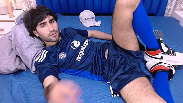 Snapshot of MilanZaire chatting on 03-22-25, 04:56 MilanZaire online show from 03-22-25, 04:56