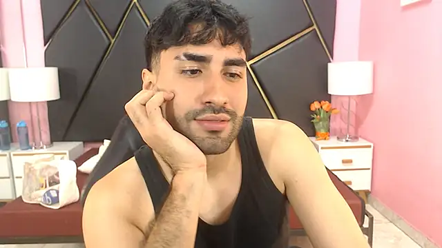 Snapshot of MilanZaire chatting on 10-02-25, 12:17 MilanZaire online show from 10-02-25, 12:17