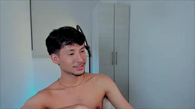 Snapshot of dimitri_targaryen chatting on 12-14-24, 02:45 dimitri targaryen online show from 12-14-24, 02:45