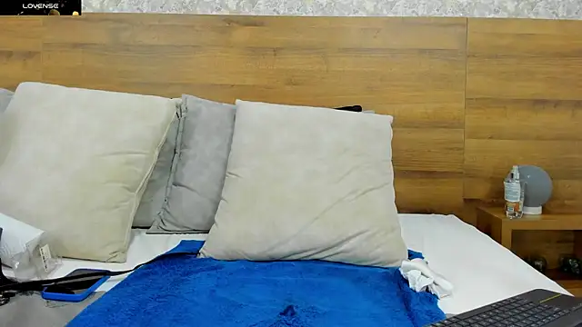 nicolaskan online show from 01-16-25, 04:39