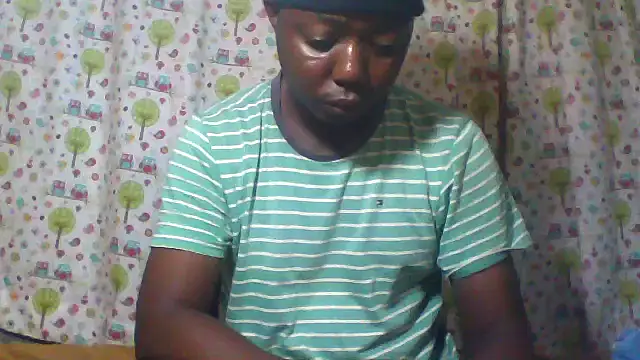 Snapshot of little__joy chatting on 05-07-26, 03:50 little joy online show from 05-07-26, 03:50