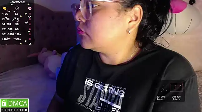 Snapshot of KittyHot20 chatting on 02-23-25, 01:13 KittyHot20 online show from 02-23-25, 01:13