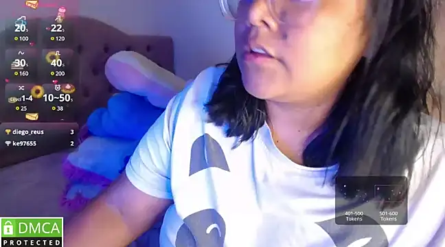 Snapshot of KittyHot20 chatting on 03-02-25, 07:21 KittyHot20 online show from 03-02-25, 07:21