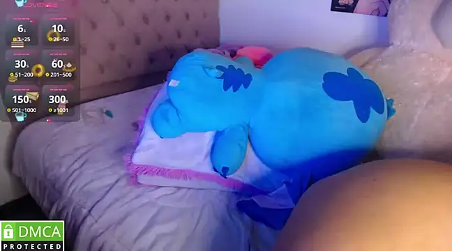 Snapshot of KittyHot20 chatting on 03-13-25, 09:10 KittyHot20 online show from 03-13-25, 09:10