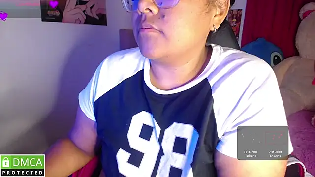 Snapshot of KittyHot20 chatting on 10-06-25, 11:02 KittyHot20 online show from 10-06-25, 11:02